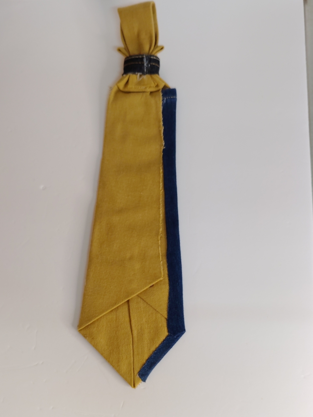 Sigma Gamma Rho Navy and Gold Sorority Decorative Tie — ΣΓΡ Crest - Picture 2 of 3